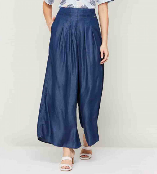 Women Solid Pleated Palazzo Pants